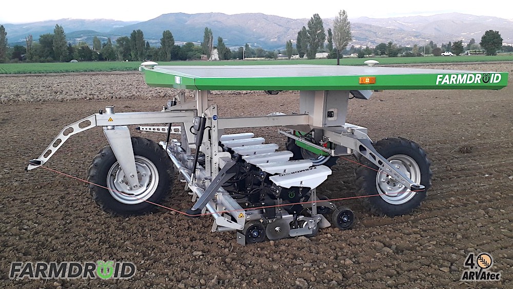 ARVAtec presenta FarmDroid, il robot agricolo a energia solare