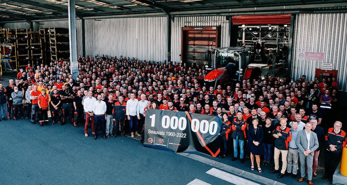 Massey Ferguson: un milione di trattori prodotti nello stabilimento di Beauvais