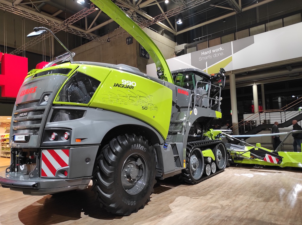 Edizione speciale della Jaguar 990 Terra Trac di Claas per i 50 anni della trincia