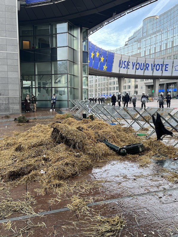 Protesta agricoltori a Bruxelles