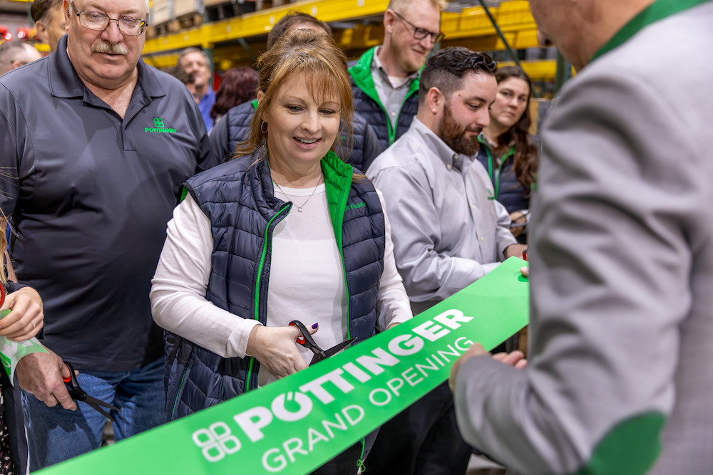 Cerimonia di inaugurazione della nuova sede di Pöttinger in Nord America