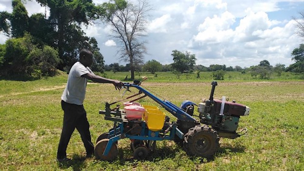 Zambia: lanciato il programma “Mechanise 360 Ulimi Okwana” per meccanizzare le piccole aziende agricole