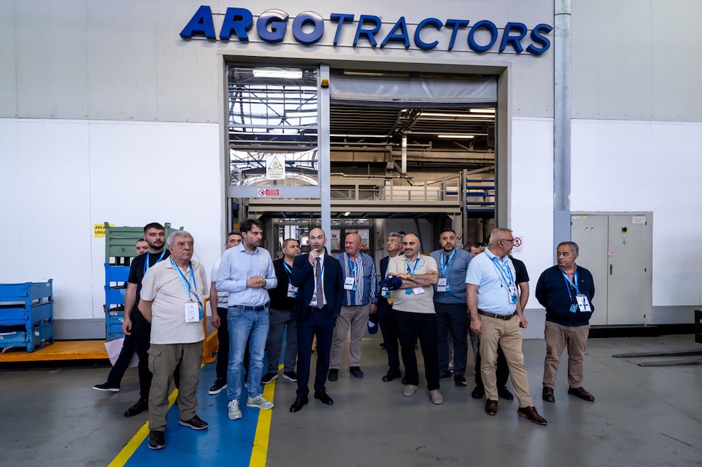 Visita dei concessionari Landini e McCormick della Turchia agli stabilimenti Argo Tractors